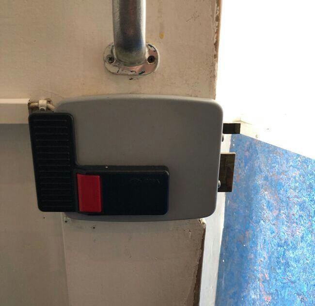 Fix electric lock 