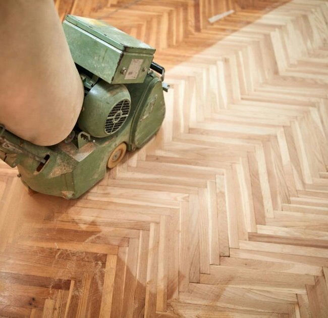 Sand floor 