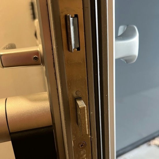 Remove lock