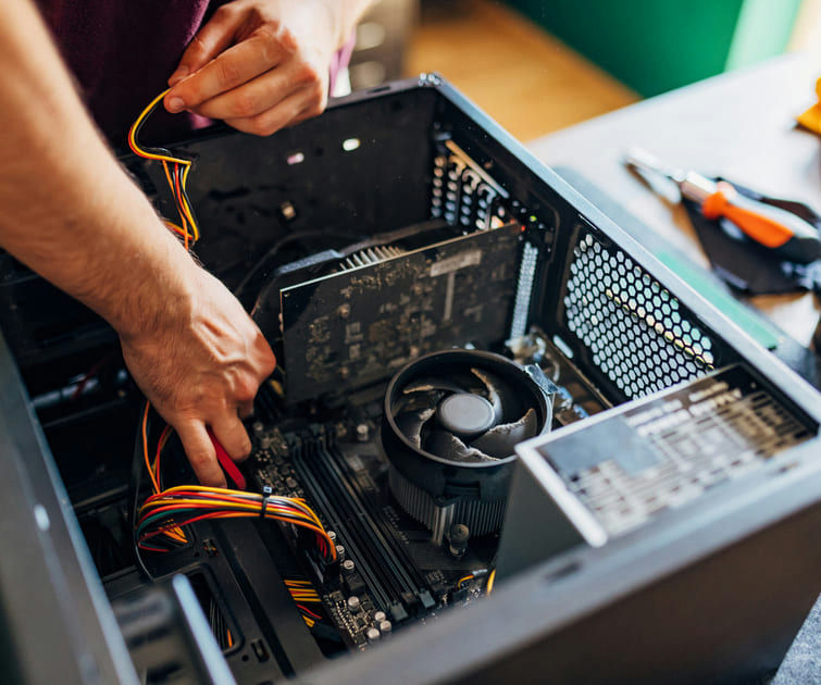 Computer expert MrFix