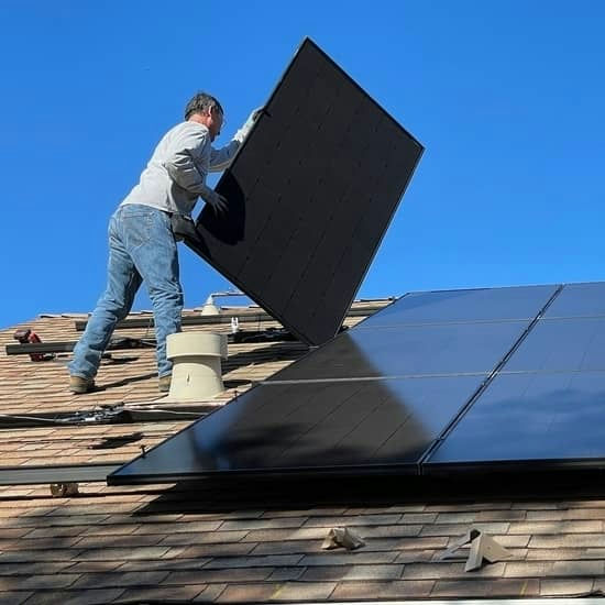 Install solar panel 