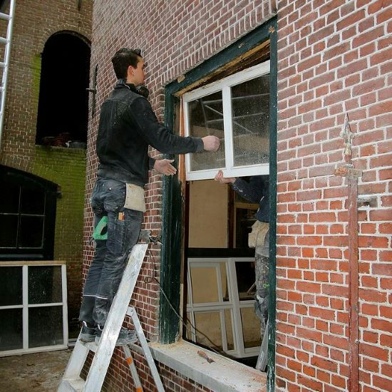 Install doorframe