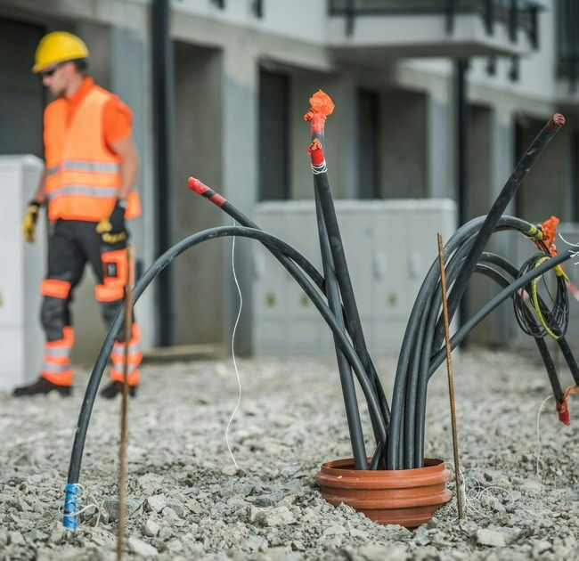 High-voltage current 